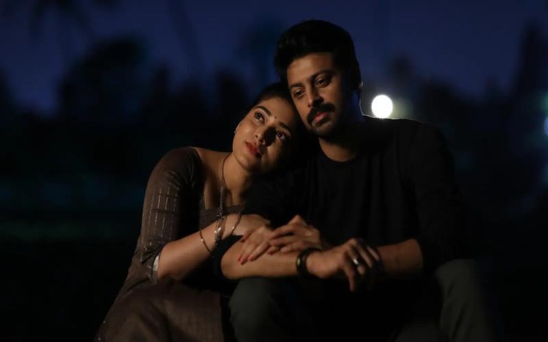 Sathamindri Mutham Tha Movie Review: A Touching Narrative of Love, Trust, and the Power of Forgiveness Sathamindri Mutham Tha Movie Review: A Touching Narrative of Love, Trust, and the Power of Forgiveness
