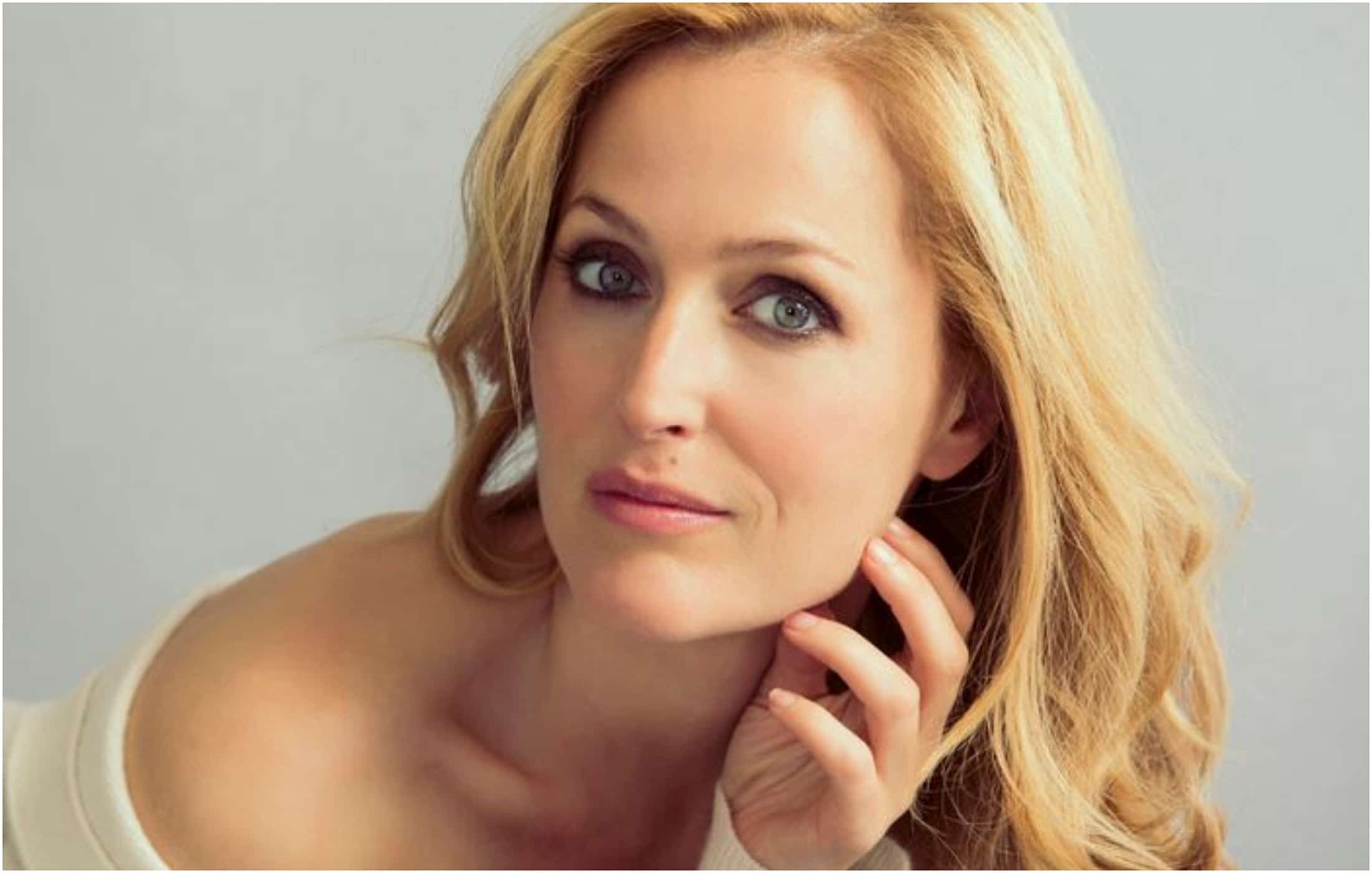 Gillian Anderson